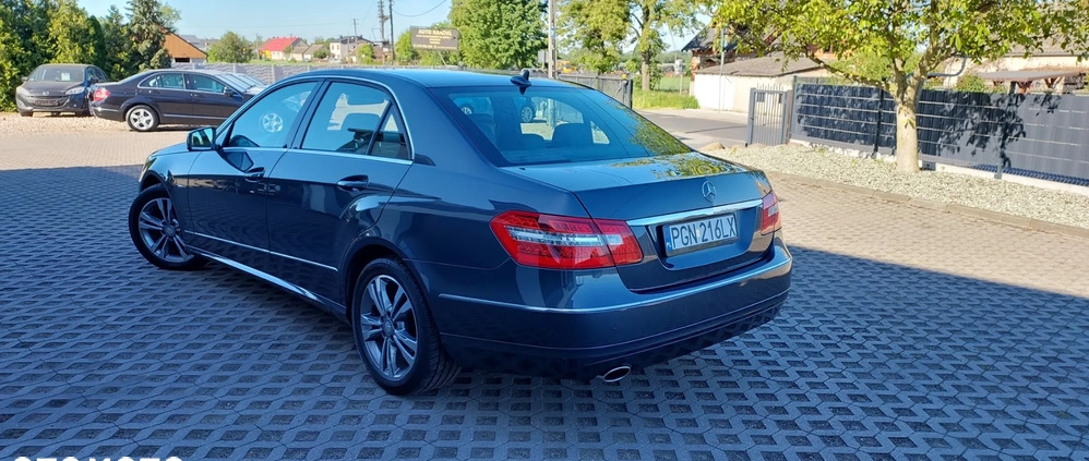 Mercedes-Benz Klasa E cena 49950 przebieg: 195000, rok produkcji 2011 z Brok małe 742